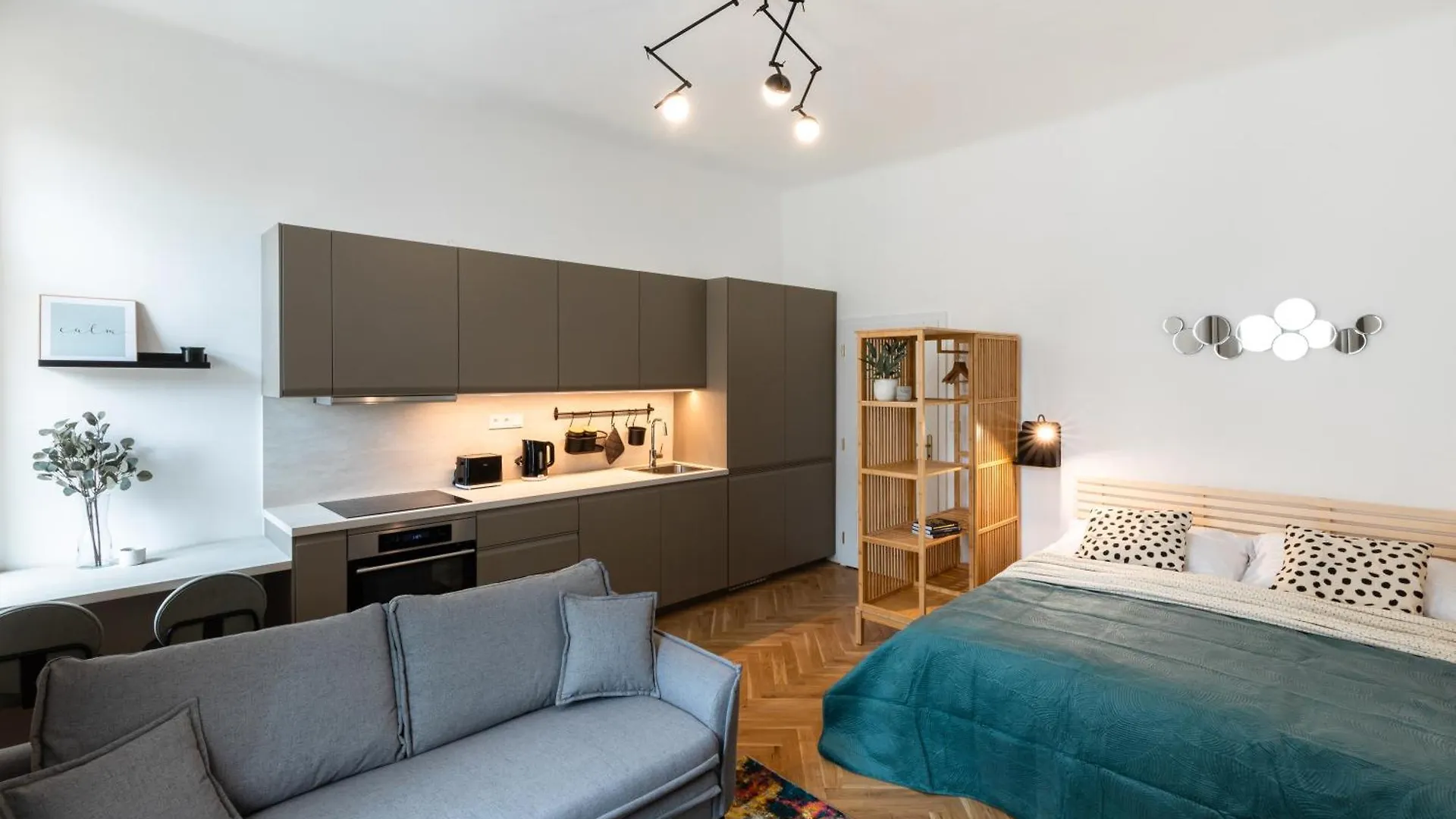 Apartman Sunny Condo In The Center Of Vrsovice Prága